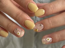 フィロンネイル 本町店(filonnail)/バターイエロー×ホロフラワー