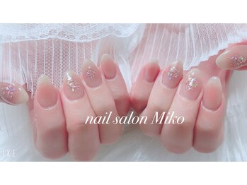ミコ(Miko)の写真/毎月通えるパラジェル定額メニューがオフ込みで6000円からご用意♪定額デザインでお洒落を楽しみましょう◎