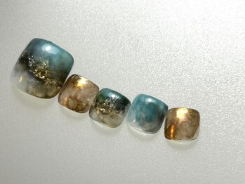 アオドットネイル(Ao. Nail)の写真/<西新宿/都庁前駅5分>ハイセンスなフットネイルで足元まで抜かりなく★角質ケア・巻き爪矯正もオススメ♪