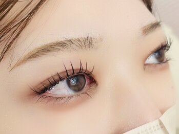 スワロ 姫路店(Swallow)の写真/《何度でも同価格》ナチュラル～パッチリ、お好みに合わせて次世代まつ毛カ-ル¥2750★！27分のスピード施術
