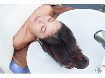 インディバサロン テスタ(testa)/ヘッドスパ