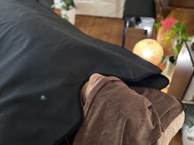 癒クララの雰囲気（ヒートマットで温まりながらヘッドマッサージ♪）