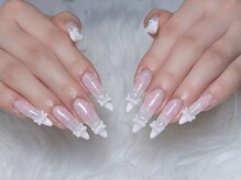 サリーネイルラボ(Sully Nail Lab)/白ドットネイル