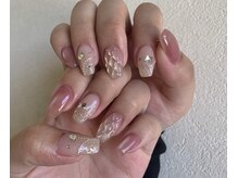 ムク(muku)の雰囲気（パーツを使ったデザインもぜひお持ち込みください＾＾）