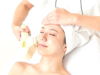 グレース 新宿店(GRACE BEAUTY SALON)/毛穴ケアが得意な顔脱毛サロン