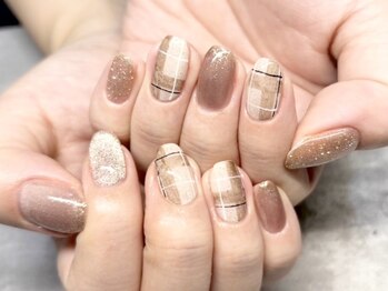 アイラッシュアンドネイル専門店 クラル(CURAR)の写真/ネイルメニュー人気No.1＜フリーコース60分平日¥7150＞時間内で自由にお好きなアートが出来る☆フットもok!