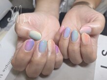 マニル アンド ネトラ(manil & netola)/カラフル縦グラデーションネイル