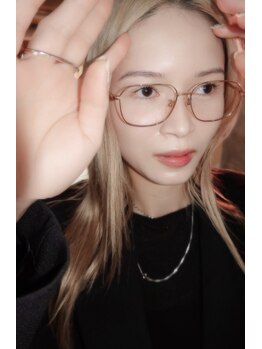 フィリー(philee)/eyebrow lift 、lushlift