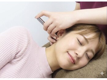 シンメトリー 仙台店の写真/顔の変化が目で見てわかる◎【小顔矯正70分¥4,280】眠ってしまうほど優しい施術で理想の小顔を実現&持続◎
