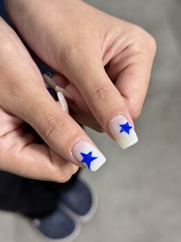 ミュー(mew)/Maika担当 @ma_ika_nail