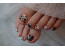 ネイル フライガール(nail FLY GIRL)/レオパードで冬のフットネイル