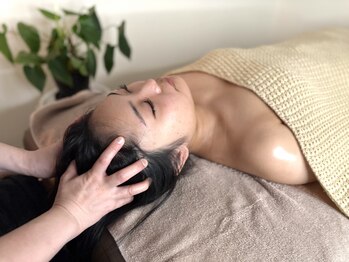 アイデザインブリンク(eye design BLINK)の写真/『ヘッドは気になるけど身体もほぐしたい』方に人気の着衣全身+ヘッドのセットメニューが初回60分3800円!