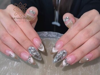 ウメネイルスタジオ(UME NAIL STUDIO)/* 長 さだしやり放題×つけ放題