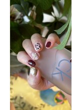 ブルーローズ(Blue rose)/ヒョウ柄マグネットネイル