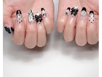 黒リボンネイル