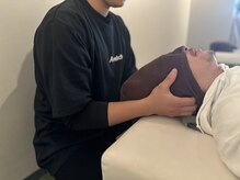 エーストレッチ(A stretch)/凝り固まった首にアプローチ！