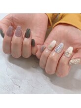 ブラン(blanc)/アシメントリーネイル