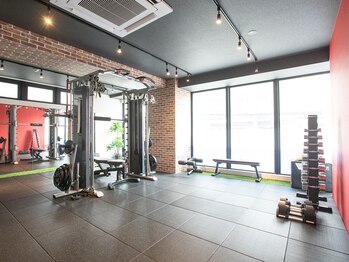 フィットネスパートナー 鶴見市場店(FitnessPartner)/広々個室を貸切