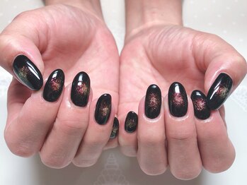 ネイルサロン マハロ 横浜四季の森フォレオ店(Nail Salon Mahalo)/黒ベースフラッシュネイル