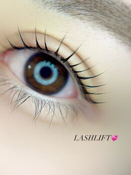 シックドゥホンジョウ(CHIC de Honjo)/ラッシュリフト