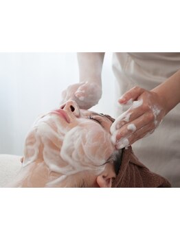 ホウレイ線・たるみ改善！予防ケア