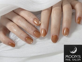 ムーンズ(Moon's)/