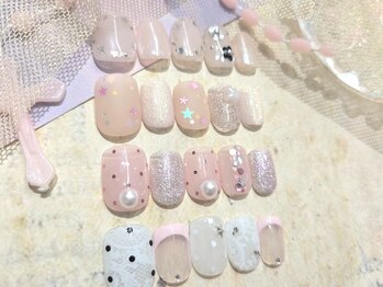 アローナ(Arona)の写真/韓国系シンプルデザインが豊富♪ガーリーな上品デザインで他とは差がつく指先へ☆