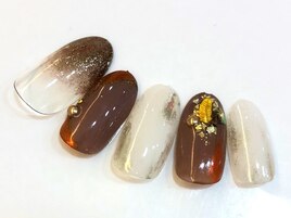 ブラウンネイル