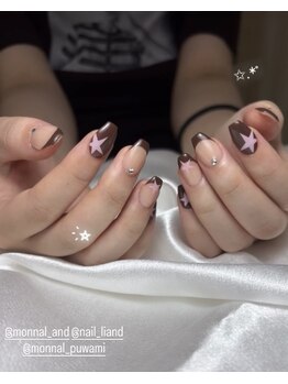 リアンド(Li&)/星×フレンチネイル