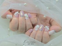 エミュー(Emieux)/レースリボンネイル