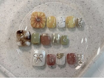 クプ アイラッシュプラス(qup)/【フットネイル】定額デザイン