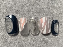 カラネイル 南森町店(calla nail)/ネイビー×ゼブラ