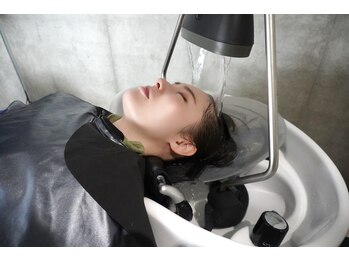 ヒミツ 銀座本店(HIMITSU)/頭浸浴