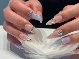イニシャルネイル