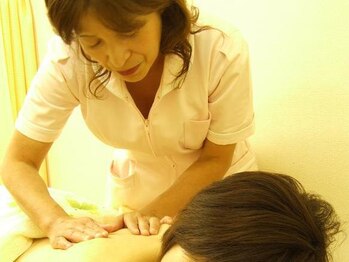 国府宮肩こり腰痛センター/◆骨盤矯正ミネラルリンパコース