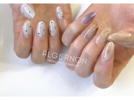 スタッフネイル