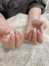 リンネ(Rinne)/ステンドグラス風ネイル