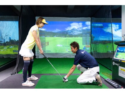 スウィング トゥウェンティフォーセブン 新宿店(SWING24/7)の写真