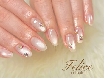 フェリーチェ(Felice)の写真/大人女性の指先を彩る上品ネイル◎こだわりデザインお任せ下さい♪古町の老舗サロン！駐車場割引あり◎