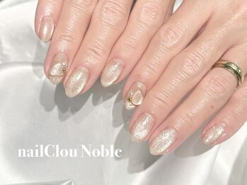 ネイルクルーノーヴル(nail Clou Noble)/シンプル×ワンポイント