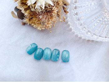 ちゅるんブルーラメネイル