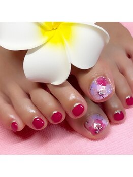 リマ(Lima)/夏のフラワーフットネイル