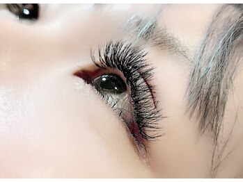 リラ(le'ra)/ぱっちり存在感！