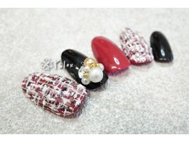 人気のツィードネイル