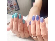 ジェルメ(germer)/ブルーとグリーンのアシメネイル