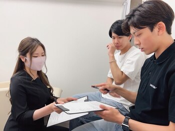 ラディーグ 渋谷店(La Digue)/カウンセリング風景