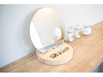 リア 門前仲町店(li'a)/メイクスペース/コンセント完備