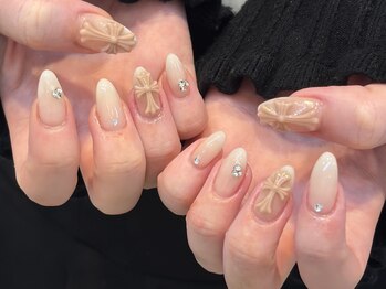 クロムネイル　　Momo