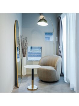 フォーハンドスパ(Four Hand SPA)の写真/【中崎町NEWOPEN】多忙なビジネスマンへ*2名同時施術の圧倒的タイパ/45分で90分相当の至高リフレッシュ