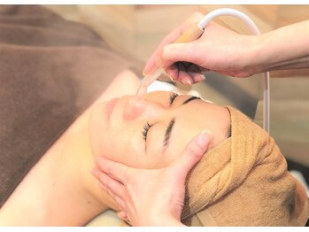 セラピエージ/毛穴吸引、洗浄の毛穴ケア